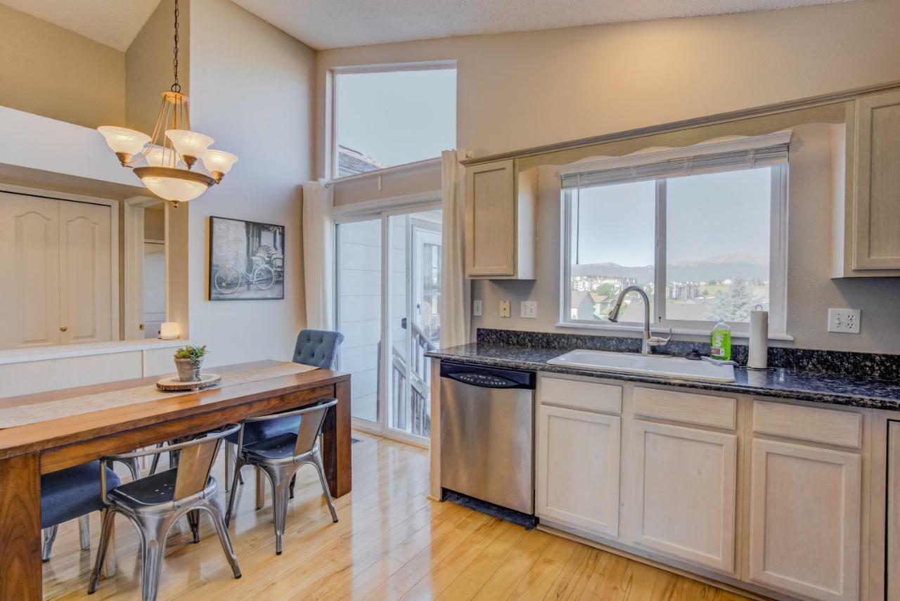 Cozy 4Br House With Peak Views In Colorado Springs Villa Екстериор снимка
