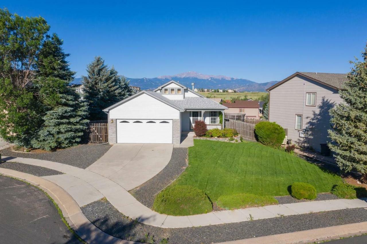 Cozy 4Br House With Peak Views In Colorado Springs Villa Екстериор снимка